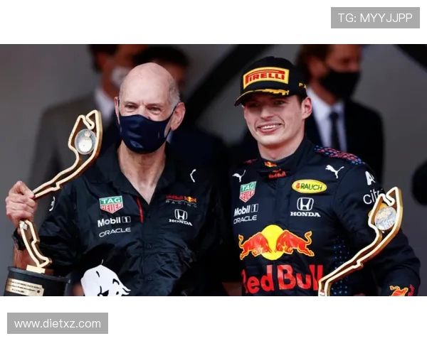 红牛官方晒 3-0 大捷照！旗下战队横扫对手